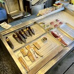 田中鮮魚店 - 先に食べたい魚を選んで購入します。