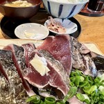 田中鮮魚店 - ニンニクと塩を乗せて。