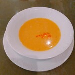 223081198 - レンズ豆のスープ