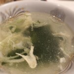 手作り鉄鍋餃子 双龍 - スープ