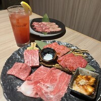 近江うし 焼肉 にくTATSU 青山本店 - 