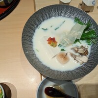 豆富料理と吟醸せいろ蒸し 八かく庵 大阪ステーションシティ店 - 