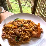 まんがい家 - ミー・ゴレン。900円