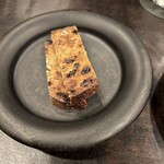 middle - チーズにつくパン