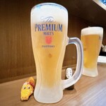 鉄板工房 なかむら - 生ビールは、プレモル☆
      ※めちゃくちゃ冷えてます