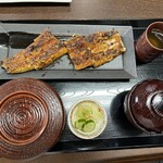 炭火焼うなぎ 鰻月 - 