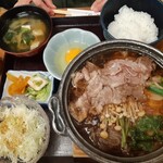 Sukiyaki Fukudaya - すき焼定食