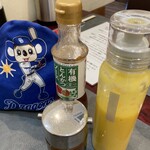 カツレツ Avanti - 黄色の自家製ドレッシングで、エンドレスキャベツいけるわ。