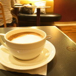 LE CAFE DOUTOR - ウインナーコーヒー REGULAR (450円)