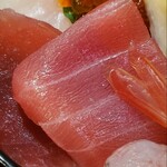 Sushi Enome - 甘海老、まぐろ赤身、中トロ、蟹、いくら、ぶり、はまち？、いか