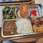 よこすか三大グルメのお店 よこすかグルメ艦隊 - 料理写真:よこすか海軍カレープレート(税込1,500円)