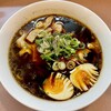 らー麺創房 ぱこ - 「高井田風中華そば(800円)+味付け玉子(100円)」です