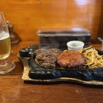 大衆ステーキとハンバーグ炭火焼専門店 ミンチェッタ - 北海道産牛ヒレ肉と手ごねハンバーグ　てんこ盛り　オリーブオイルとポン酢醤油の和風オイルソース　　　ビール