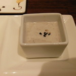 茶良ら - 黒胡麻のブラマンジェ