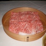瀬里奈 - 茨城県産・常陸牛の特撰A5サーロインのしゃぶしゃぶ肉です。