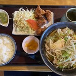 味一筋・ゆで作 尾張旭店 - 肉野菜うどん定食玉子硬め