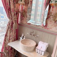 Benoit Alain Ducasse - 化粧室の美しさも評判のひとつです。