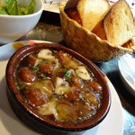 BANDA - マッシュルームのアヒージョ