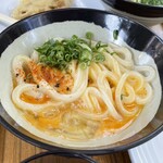 山越うどん - ・釜玉うどん