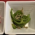 自然薯の里 - ピーマンとジャコの炒め物？