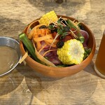 横須賀ビール - サラダはドレッシングが美味しいんです。