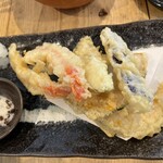 横須賀ビール - 天ぷらは普通です。山椒塩がいい感じでした。