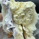 SANCH - ブルーベリーチーズケーキ　の縦に割った断面