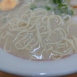 名代ラーメン亭 - 麺とスープのアップ