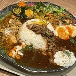 BOTANI：CURRY - ボタニカリー✖️ボージョカリー　激辛　たまごピクルス　クリームチーズ豆腐