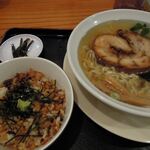 新宿めんや風花 - 天然塩ラーメンまぶしめしセット