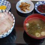 漁師の直売店 浜の母さん食事処 - 