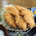 とんかつ専門店 かつ一 - カキフライ定食