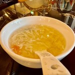 香港海鮮飲茶樓 - スープはおかわり自由♫