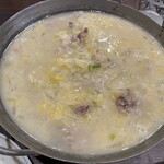 東北人家 - 羊肉　ガキ　漬け白菜の鍋