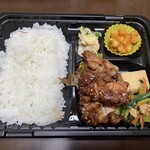 Vivo - 豚こまの甘辛和え、久しぶりの豚太郎やん（笑）