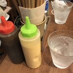 洋食ますだ - ドレッシングは2種類（和風、フレンチ）