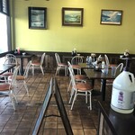 Waipouli Delicatessen & Restaurant - 