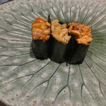 銀座のみこ寿司 - うに3貫