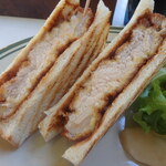 GOZZA - 名物　くんじゃん豚ロースカツサンド￥980