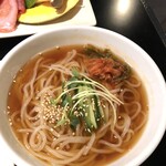 Yakiniku Gyuu Bee - ハーフ冷麺