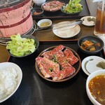 炭火焼肉 せん - 