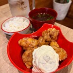 鶏小屋 吾輩は鶏である.。 - 