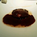 駿河 - 2013.11.5  大きな皿にハンバーグ、４つ角に口直しの豆腐☆　本格的☆