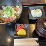 てんから - 飛騨牛ローストビーフ丼