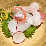 蓬左茶寮 - 鯛湯霜造り