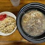 らーめん工房 麺や のぉくれ - くろ 750円、やきめし(小) 370円