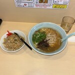 しろ屋 - 料理写真: