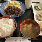 ゆん - サイコロステーキ定食