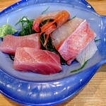 Gifu Hatsu Zushi - お刺身は最高♥️