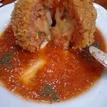 Karuisawa Kogen Croquette to Ji Beer no Mise - ライスコロッケを切り分けてみました